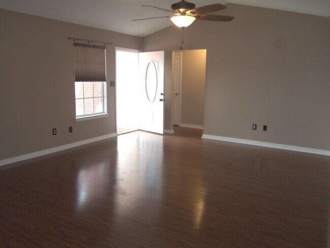 Photo - 1951 Jo-Tam Ln