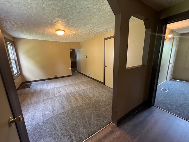 Photo - Three bedroom one bathroom home for rent