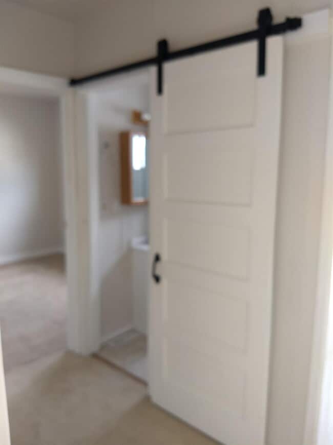 Photo - 319 W 15th Ave