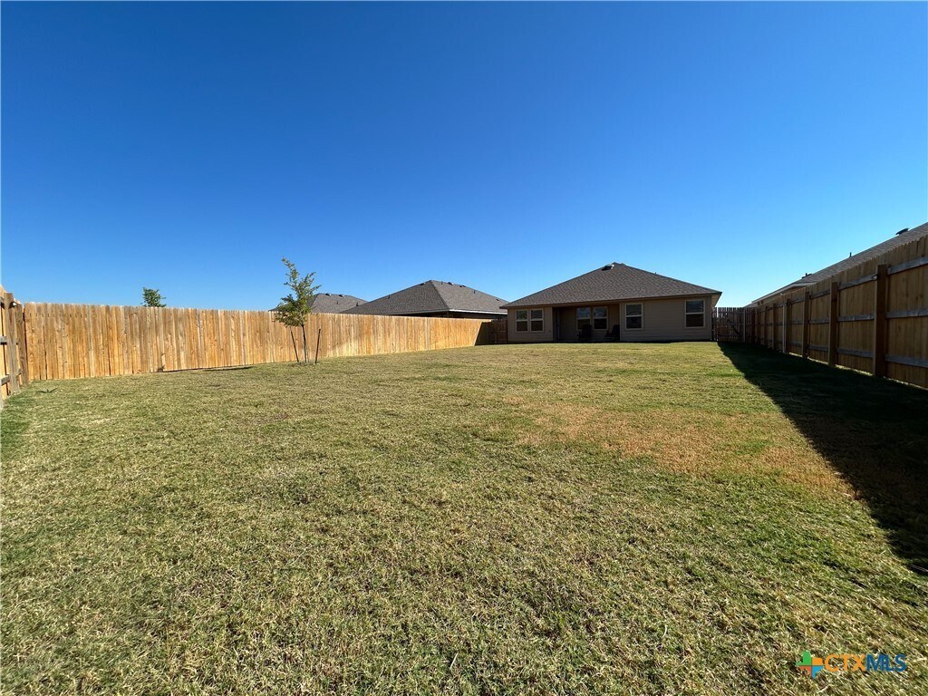 Photo - 1011 Wax Myrtle Ct