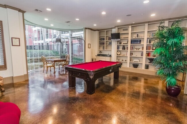 2400 McCue Rd Unit 242