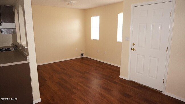 Photo - 11020 Wind Ct