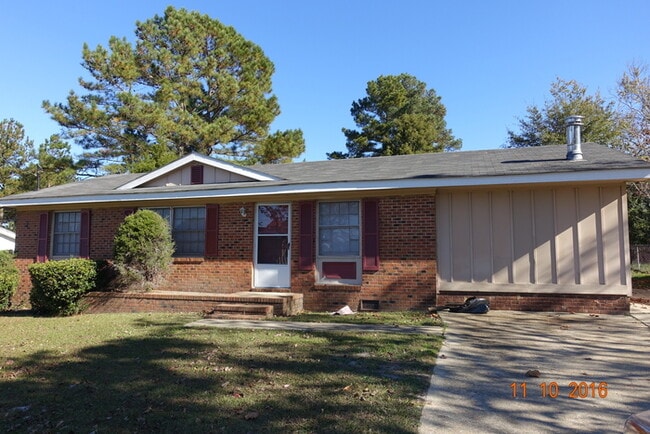 Building Photo - NO SHOWINGS UNTIL FEBRUARY 23, 2024