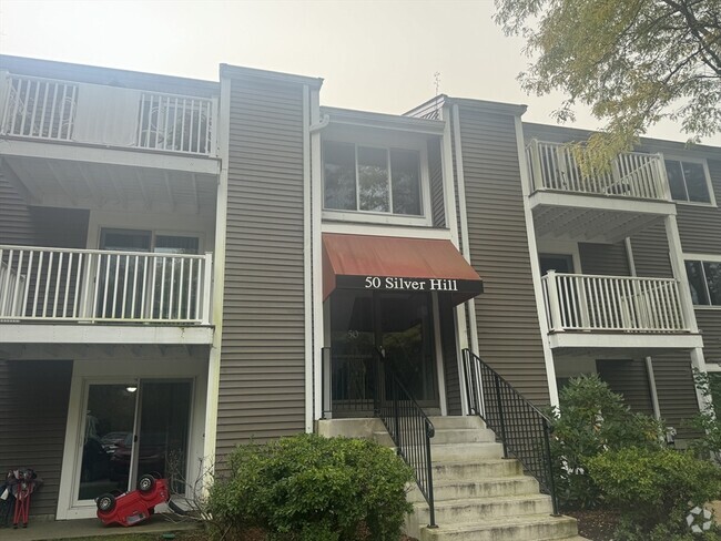 Building Photo - 50 Silver Hill Ln Unit 7 Rental