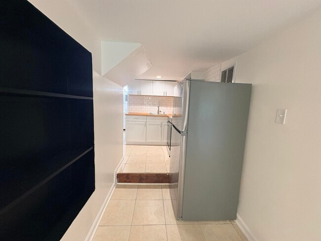 Photo - 212 Barbourville Dr Unit Studio