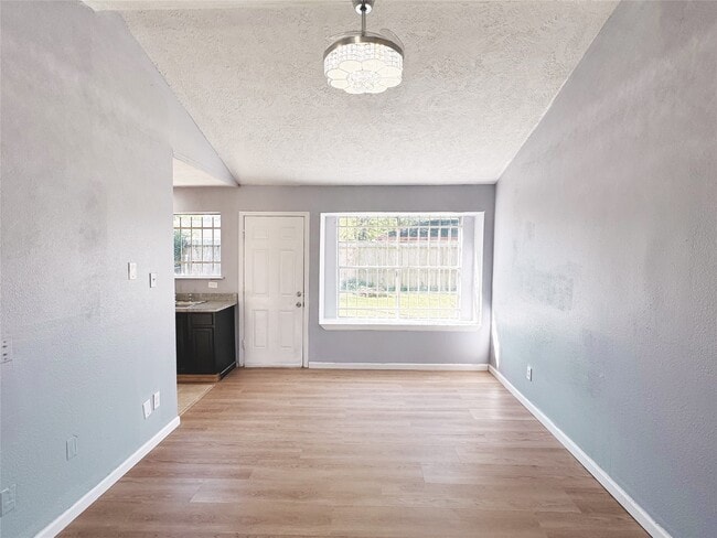 Photo - 5119 Prairie Ridge Rd