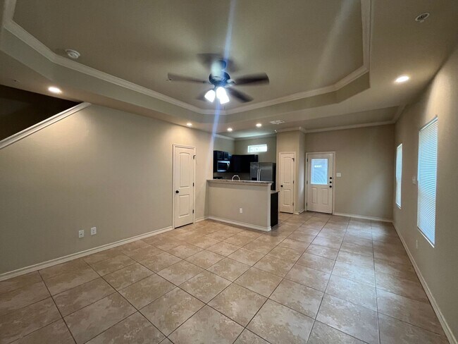 Photo - 6522 Marcel Wy