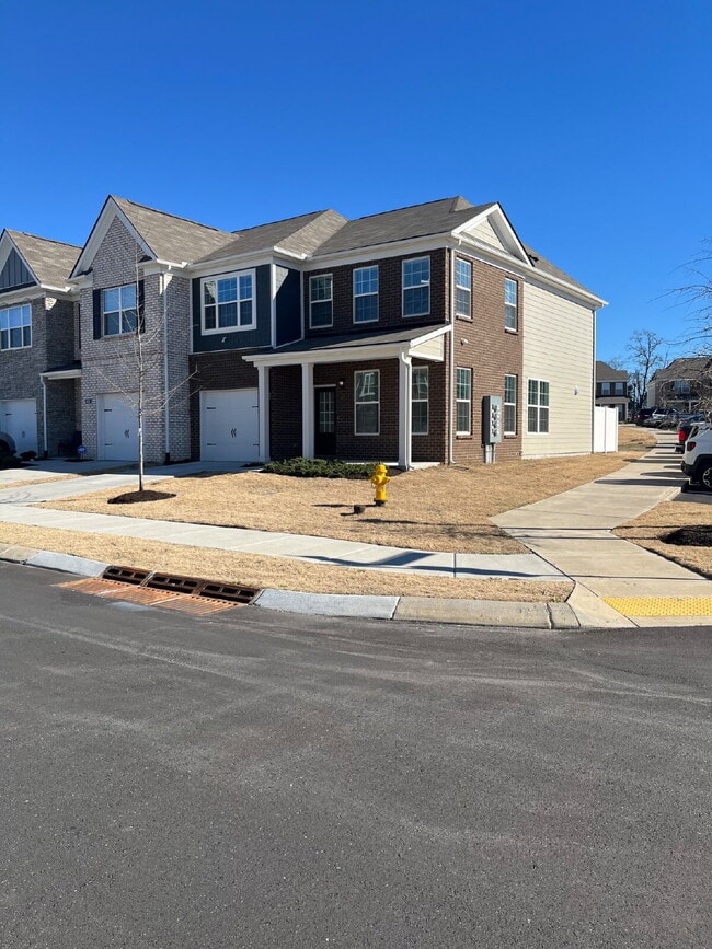 Building Photo - 453 Augustine Dr