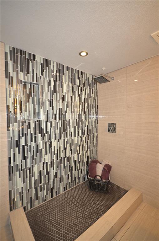 Building Photo - 1601 Faro Dr Unit 201