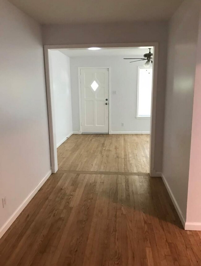 Photo - 829 N Crawford St