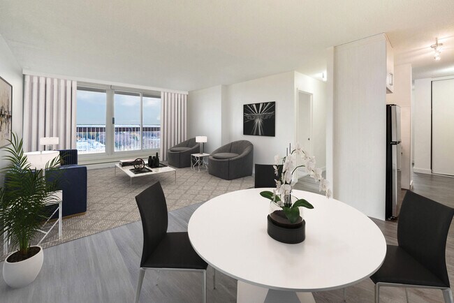 Photo - Fort Garry House