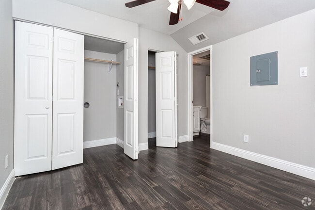 1HAB, 1BA - A2 - Stratton