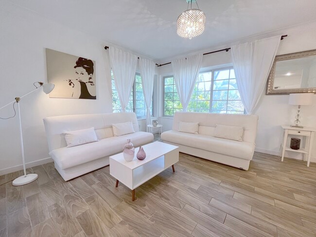 Photo - 1611 Euclid Ave Condo Unit 1