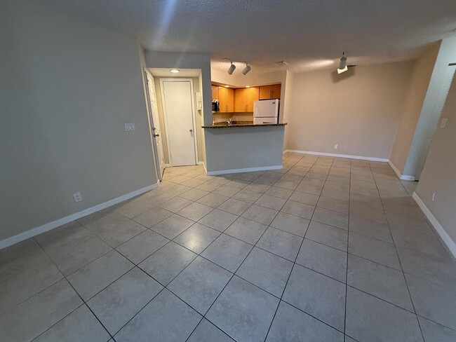 Photo - 3390 Pinewalk Dr N Unit 1012