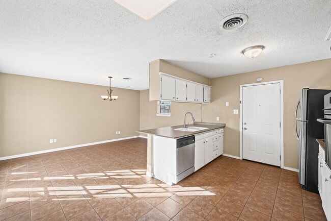 Photo - 5511 16th Pl