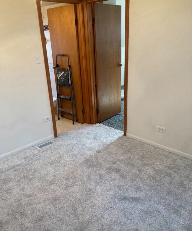 Photo - 2400 Millbrook Dr Unit 1