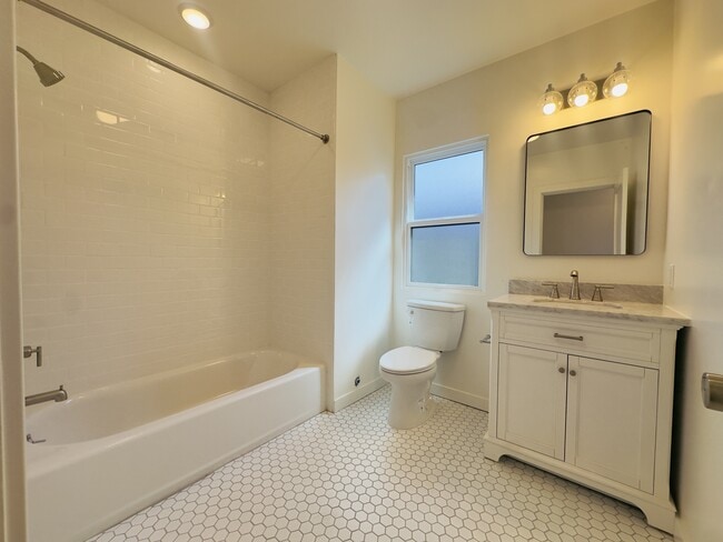 1319 Cacique Street Unit A