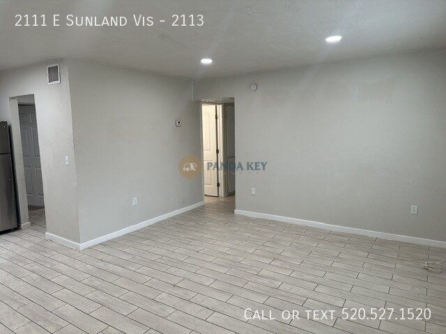 2111 E Sunland Vista Unit 2113