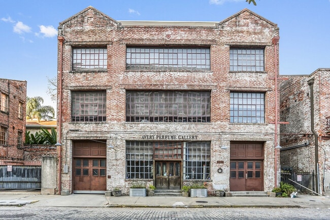 Photo - 527 St Joseph St Unidad ID1265382P