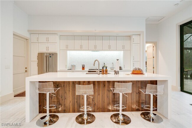 Photo - 2991 2nd St NW