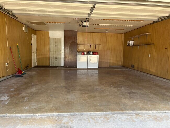 Photo - 6811 Wurzbach Rd