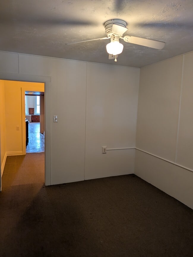 27 E Cross St Unit 3
