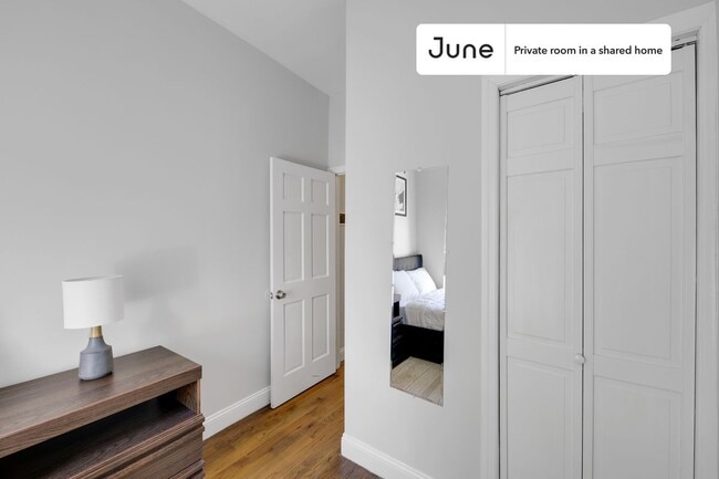 Photo - Room in Shared 4 bed/1 bath home Unit D