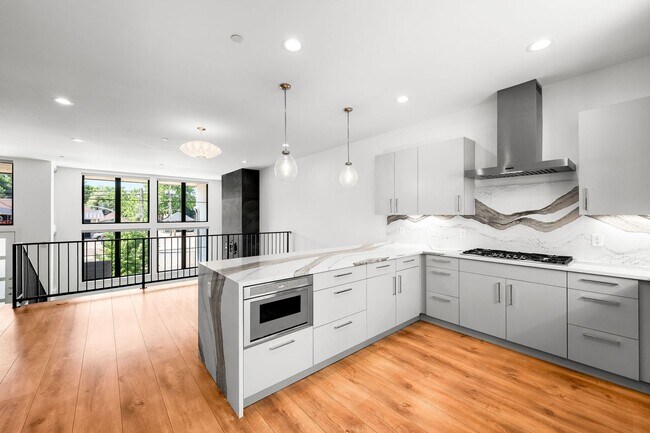 Photo - LUX 3BD, 5BA Modern Townhome at 9th & CO Near Congress Park