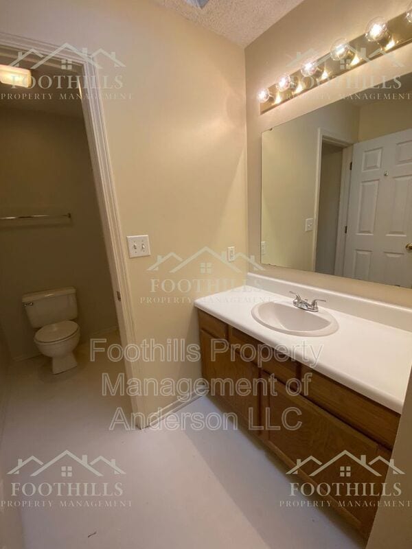 Photo - 307 Green Forest Dr