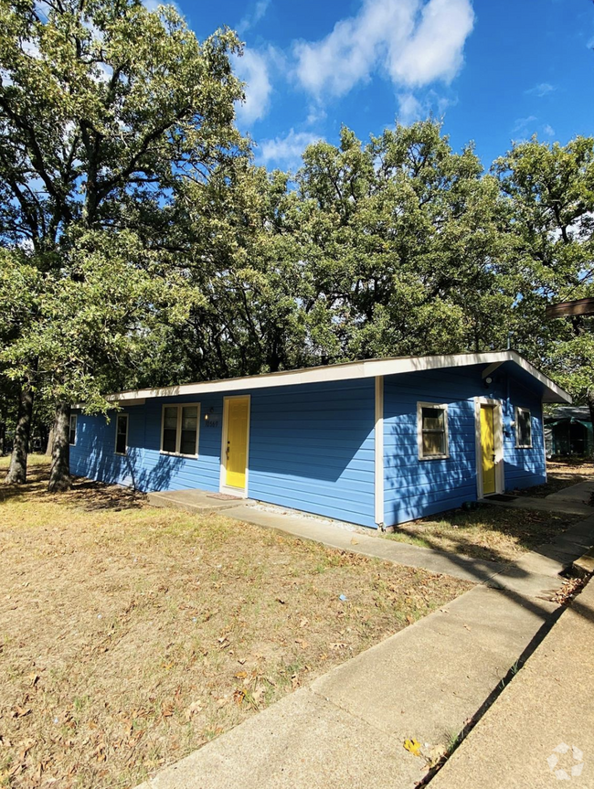 Building Photo - 10569 Whipperwill Ln Rental