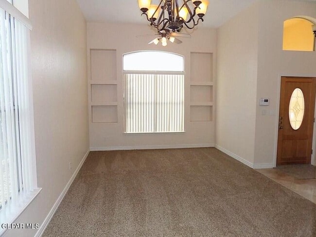 Photo - 5473 Roger Maris Dr