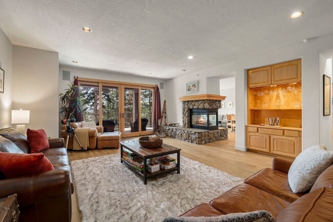 Photo - Season Rental Rare Opportunity The Pointe at Incline Village.