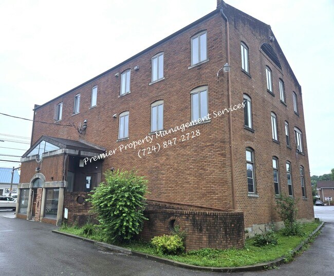 518 W Cunningham St Unit 17