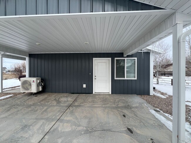 Photo - 2 bed - 1 bath - updated throughout!