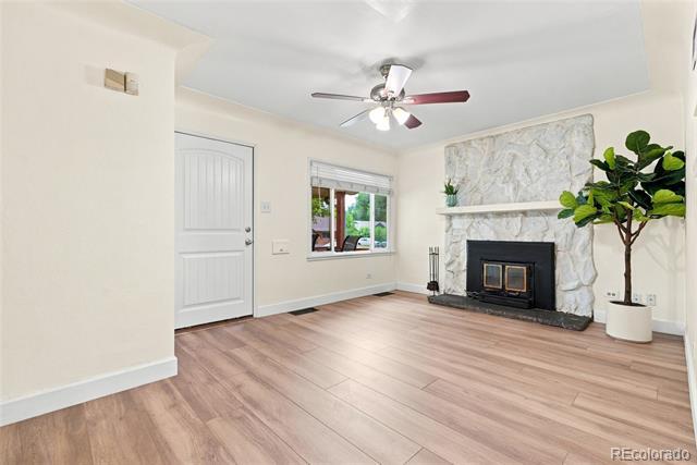 Photo - 4651 S Washington St