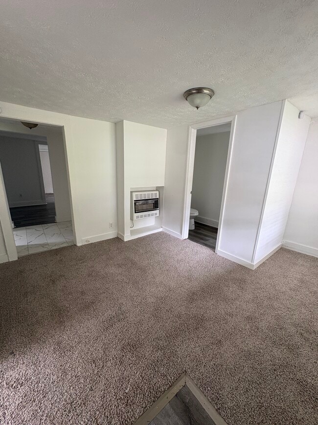 Photo - 1134 Oak St