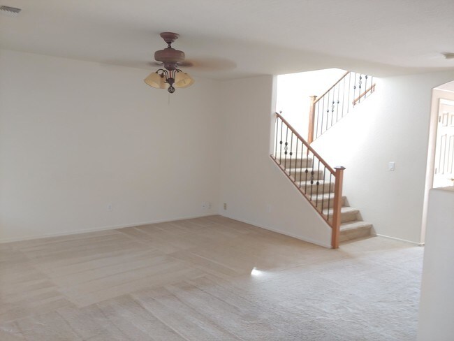 Photo - 4813 N 112th Glen