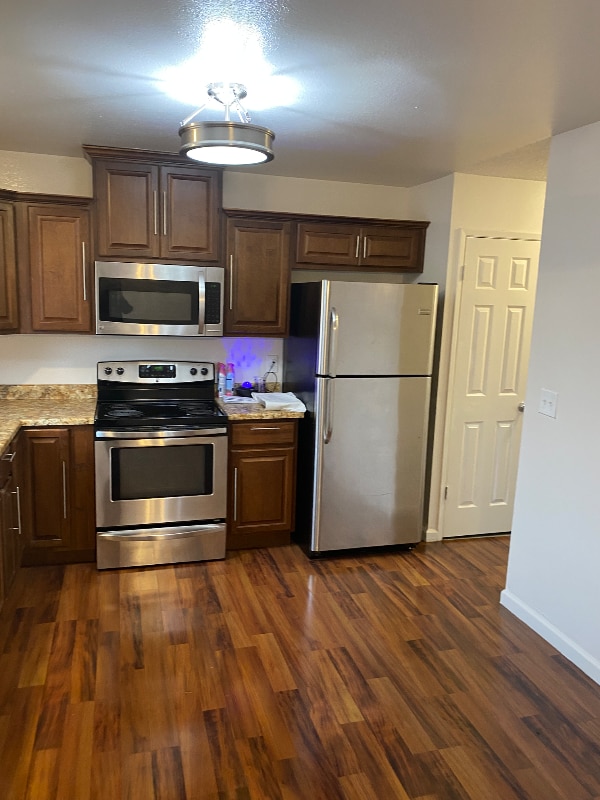 Photo - 902 Muscovy Ct