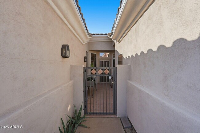 Photo - 1747 E Northern Ave