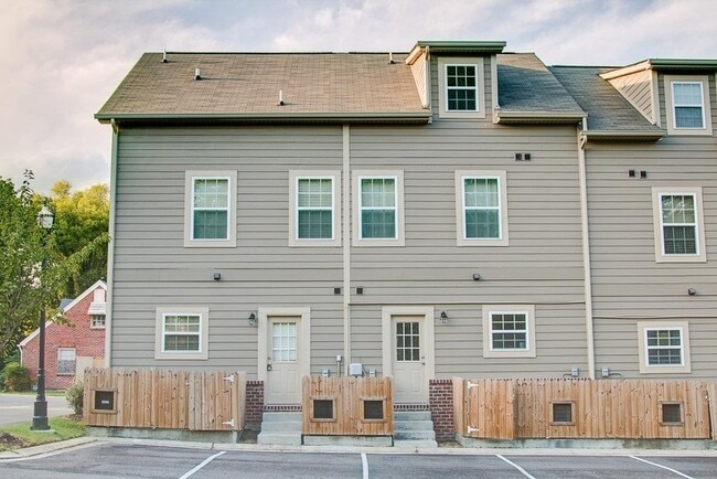 Photo - 95 Plumlee Dr
