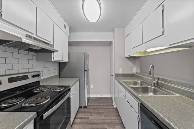 Photo - Bryan Woods Apartment