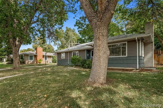 3124 S Vine Ct