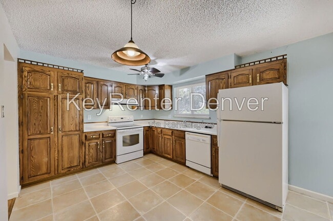 Photo - 6313 Pierson St