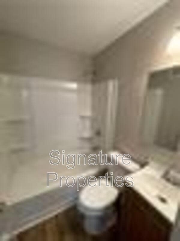 Photo - 631 Quincy St