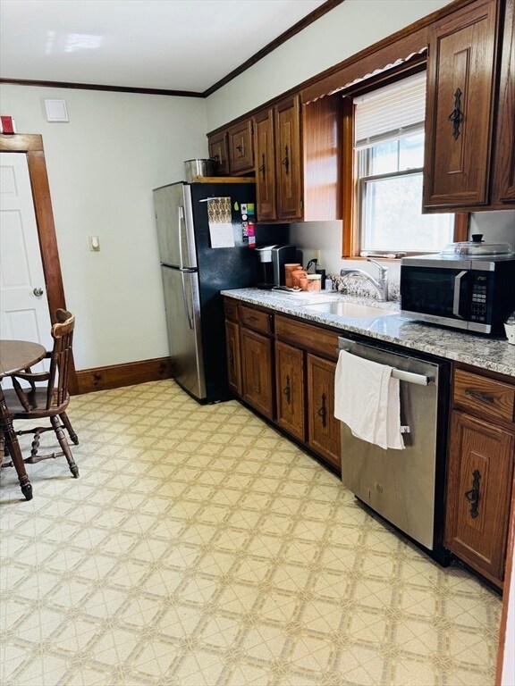 43 Chapman St Unit 2