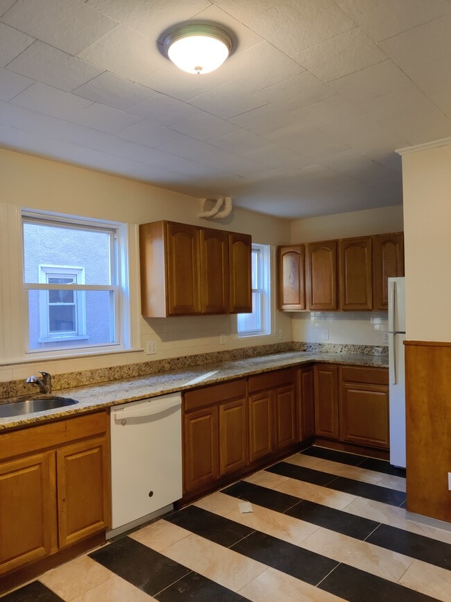 Photo - 785 Washington St Unit 1