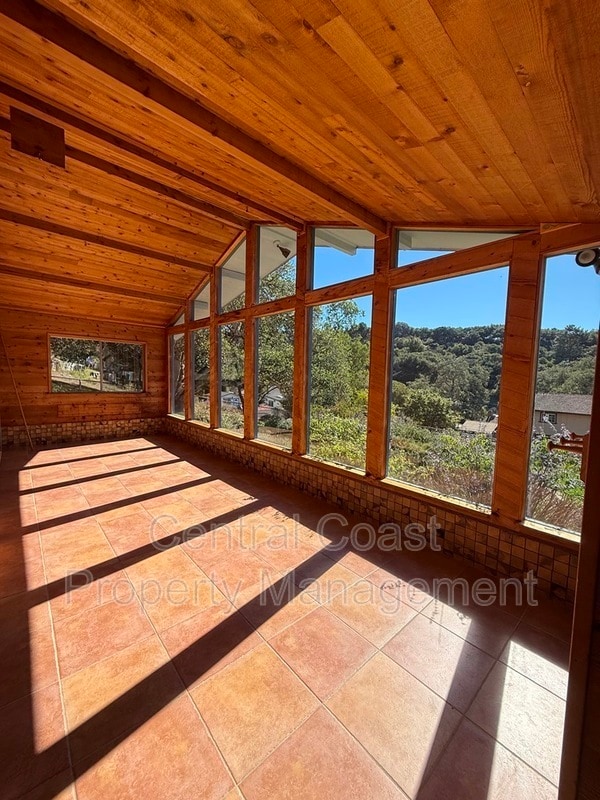 Photo - 17959 Berta Canyon Rd