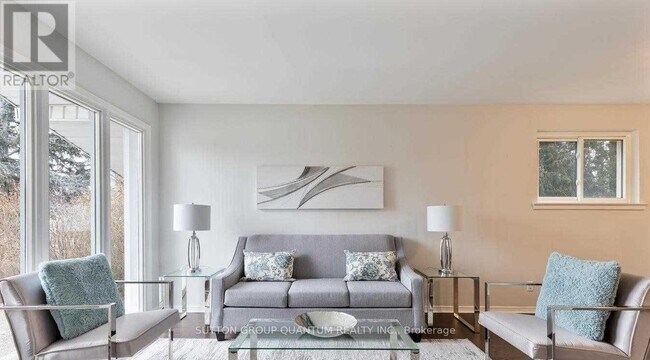 Photo - 444 Seabourne Dr