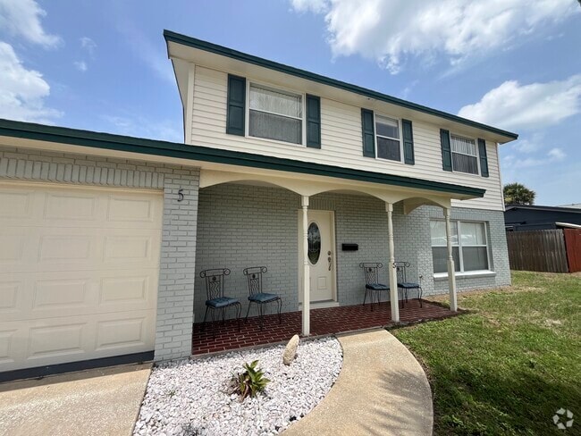 Building Photo - 5 Wisteria Dr Rental