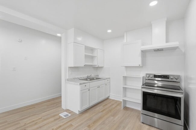 Photo - University of Utah Student Housing Unit 64 S